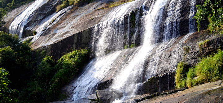 Cachoeira Água Branca